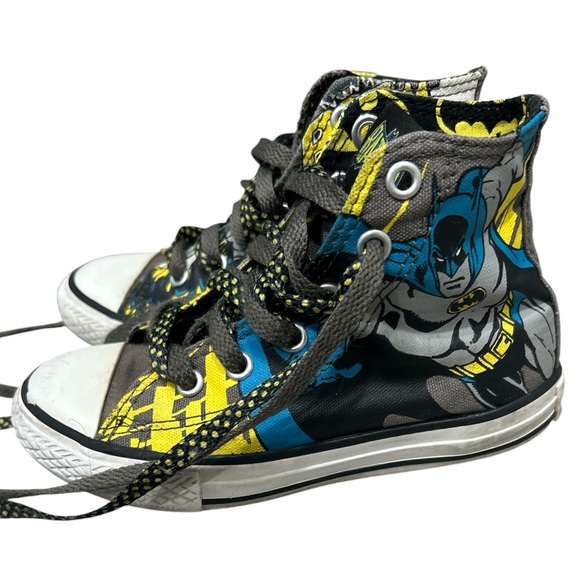 Converse Batman DC Comic High-Top Chuck Taylor RARE Kids Sneakers sz 11